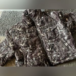 Cropped puffer jacket